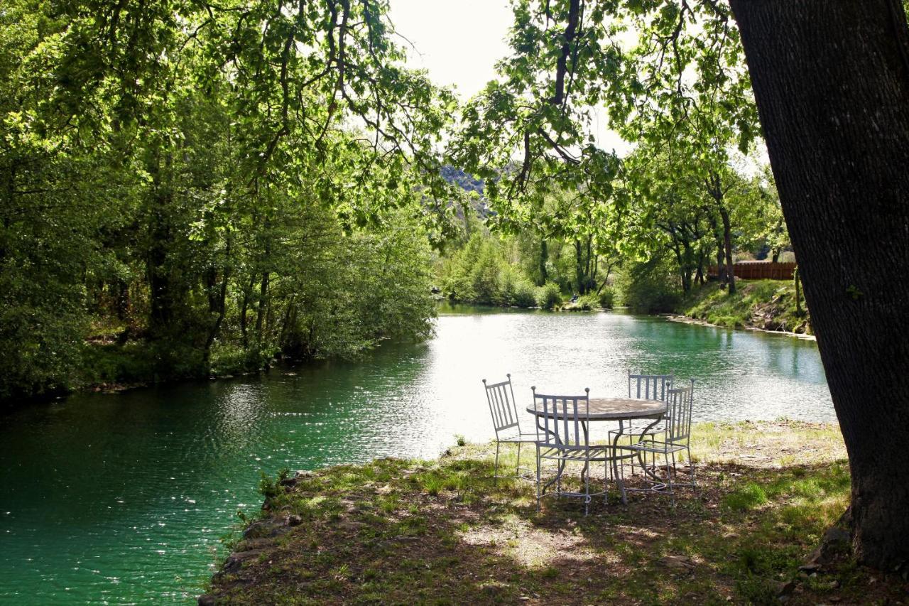 La Magnanerie Dhotes , Les Roulottes Insolites Sauve Kültér fotó